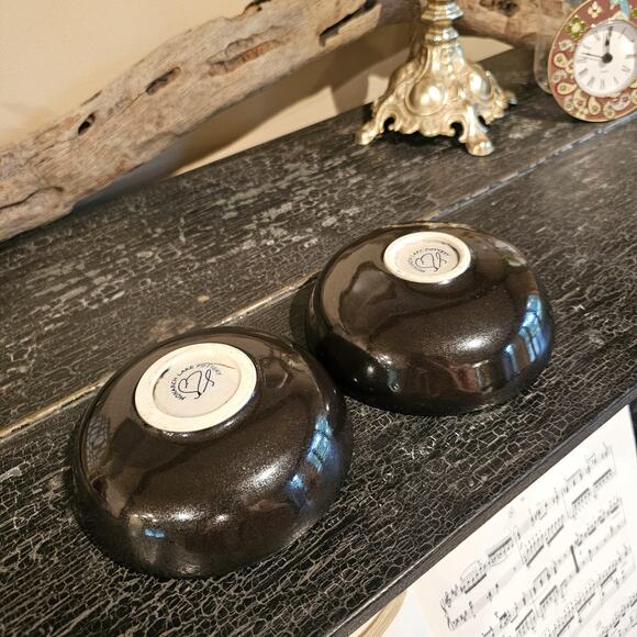 Set of Two Nesting Prep Bowls From Pottery Studio - 5" and 5.5" - Picture 9 of 10